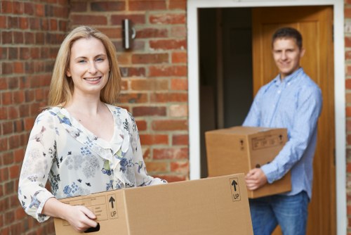 Loading and transport for a local move in Hornchurch