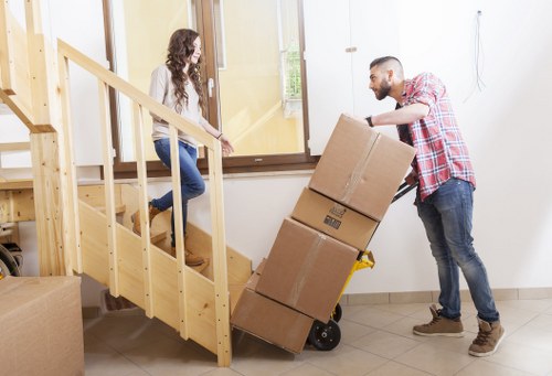 Local moving van support for residential and commercial moves in Hornchurch